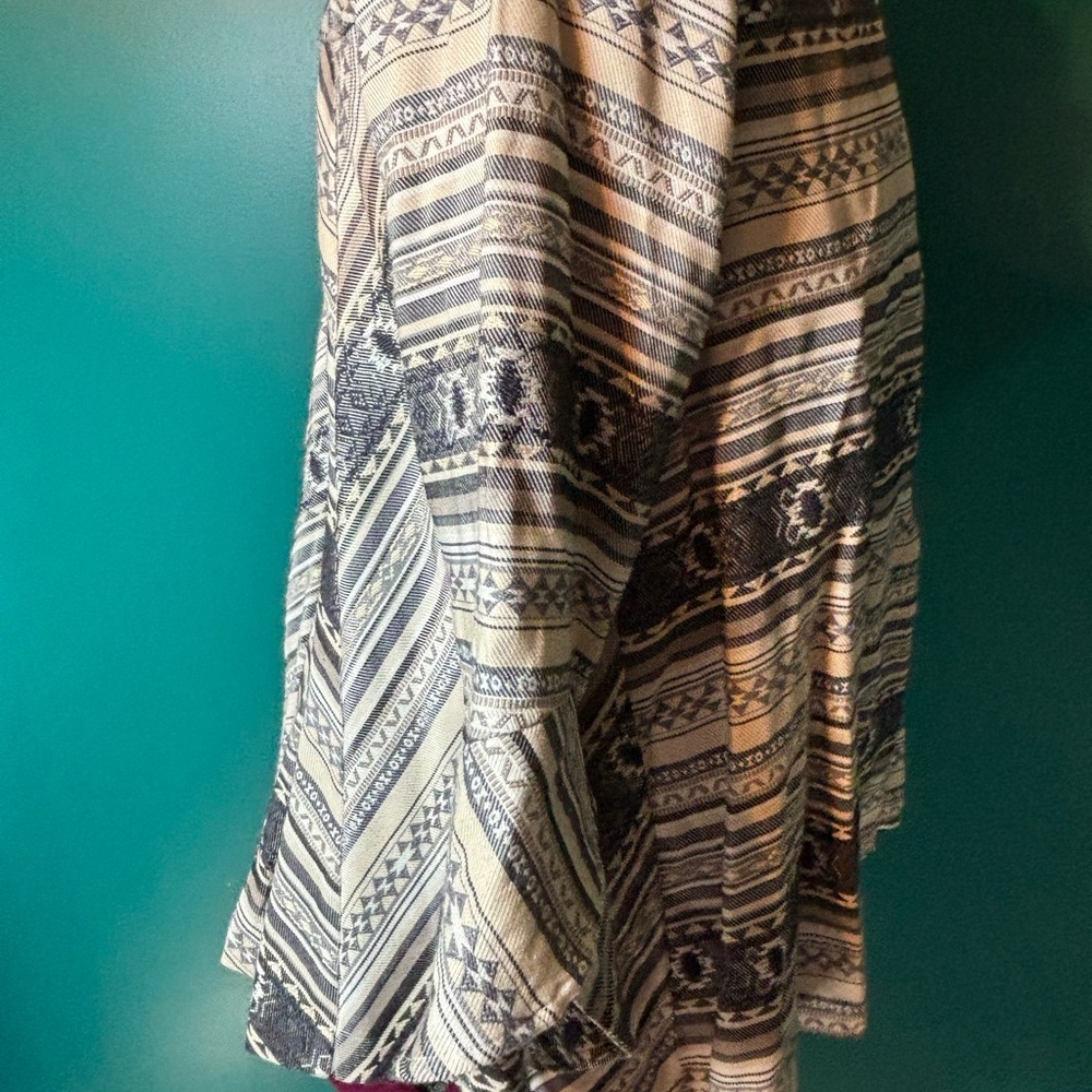 Sharon Young Geometric Patterned Jacket - image 3